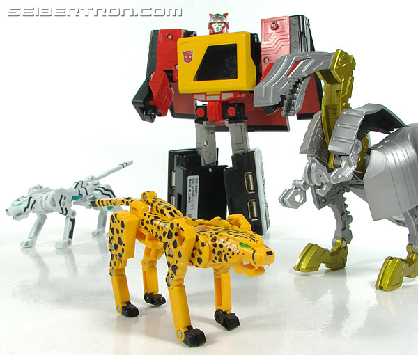 Transformers News: New Galleries: Device Label Cheetus, Grimlock and Dinosaurer Transformers News: New Galleries: Device Label Cheetus, Grimlock and Dinosaurer