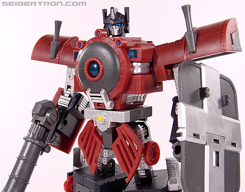 Transformers News: New Toy Gallery: Knight Morpher Commander Image