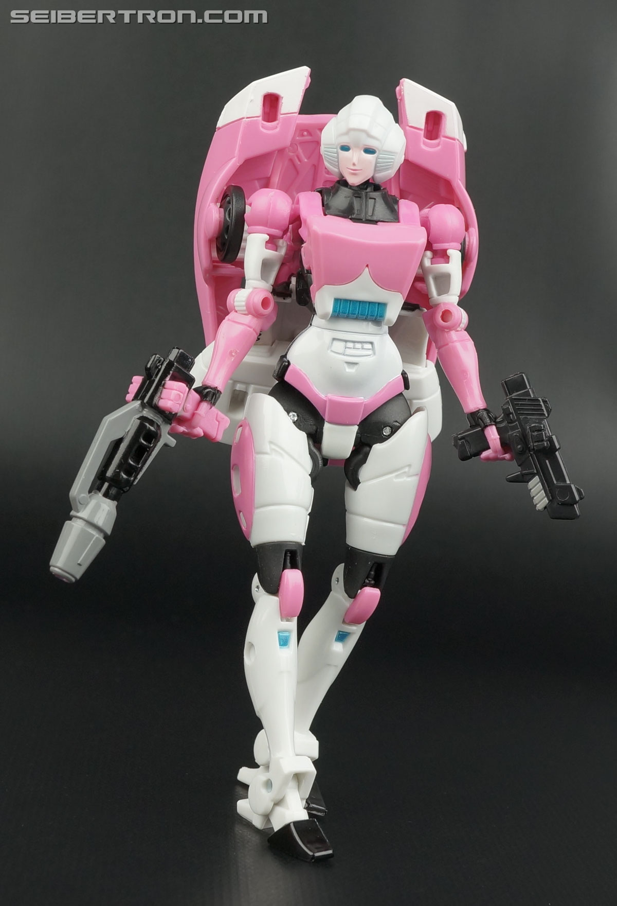 Transformers Generations Arcee (Image #156 of 265) Transformers Generations Arcee (Image #156 of 265)