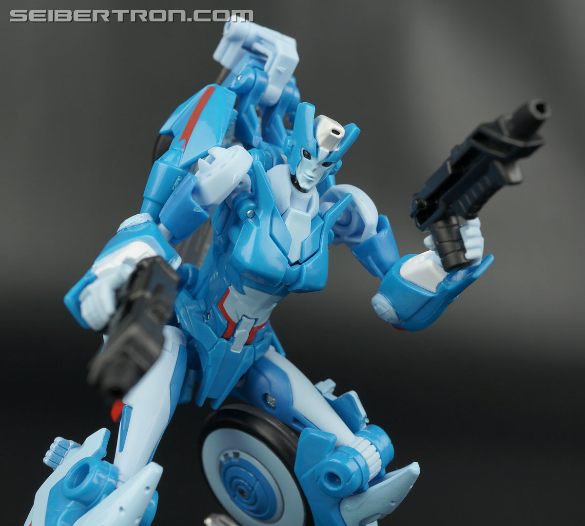 Transformers Generations Chromia (Image #100 of 164)