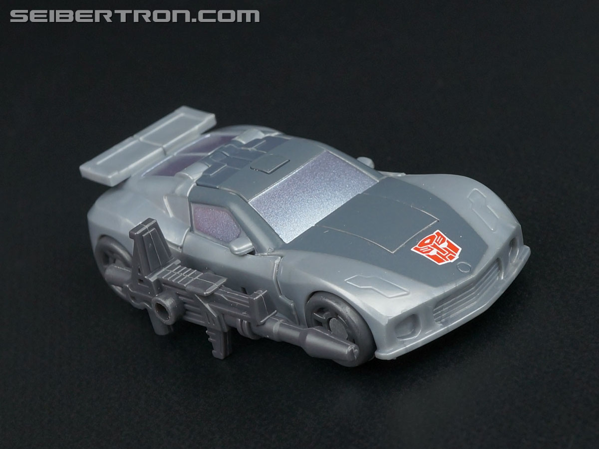 Transformers Generations Bluestreak (Silverstreak) (Image #16 of 101)