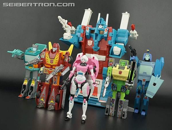 Transformers News: New Galleries: Generations Arcee and Chromia Transformers News: New Galleries: Generations Arcee and Chromia