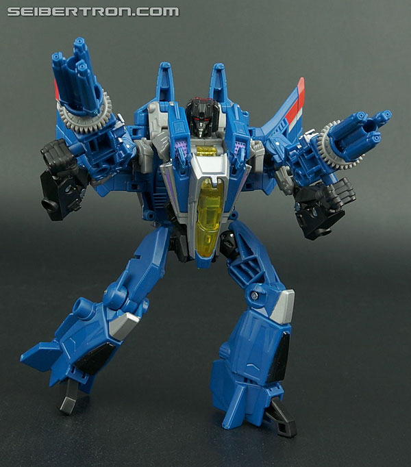 New Seibertron Galleries: Generations IDW Hoist and Thundercracker