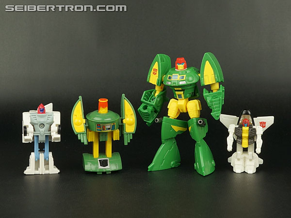 Transformers News: New Galleries: Generations Legends Swerve with Flanker and Cosmos with Payload Transformers News: New Galleries: Generations Legends Swerve with Flanker and Cosmos with Payload