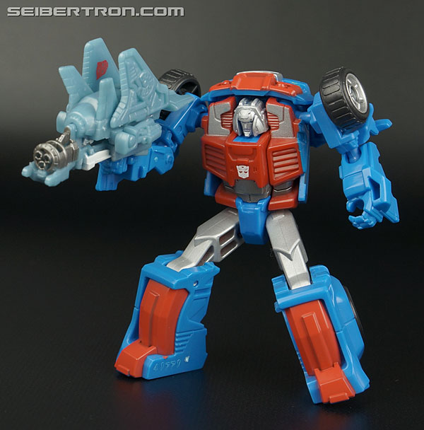 Transformers News: New Galleries: Generations Legends Gears with Eclipse and Acid Storm with Venin Transformers News: New Galleries: Generations Legends Gears with Eclipse and Acid Storm with Venin