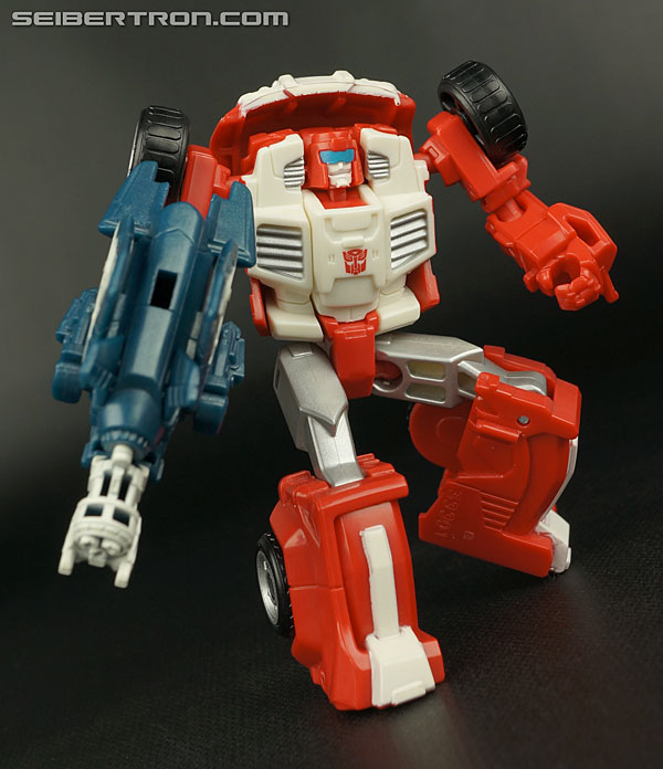 Transformers News: New Galleries: Generations Legends Swerve with Flanker and Cosmos with Payload Transformers News: New Galleries: Generations Legends Swerve with Flanker and Cosmos with Payload