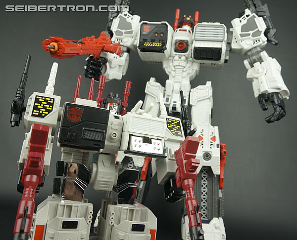 Transformers News: Twincast / Podcast Episode #157 "NYCC 2016" Transformers News: Twincast / Podcast Episode #157 "NYCC 2016"
