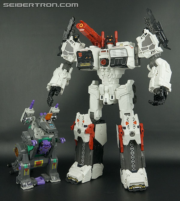 Transformers News: Top 5 Transformers Toys That Need An Upscale Transformers News: Top 5 Transformers Toys That Need An Upscale