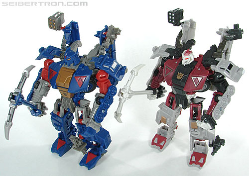 Transformers Generations Skullgrin (Image #192 of 197)