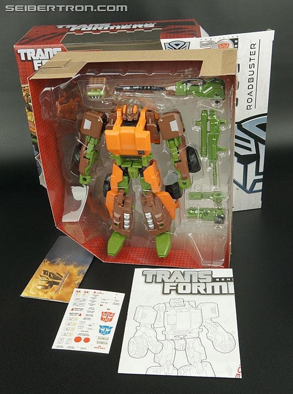 Transformers News: New Gallery: Transformers Generations Voyager Roadbuster Transformers News: New Gallery: Transformers Generations Voyager Roadbuster
