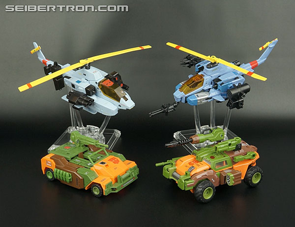 Transformers News: New Gallery: Transformers Generations Voyager Roadbuster Transformers News: New Gallery: Transformers Generations Voyager Roadbuster