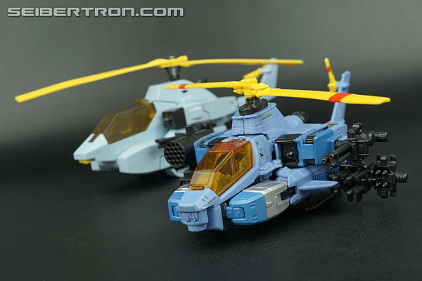 Transformers News: New Gallery: Generations Voyager Class Whirl