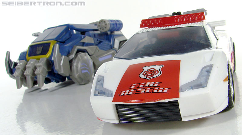 Transformers Generations Red Alert (Alert) (Image #63 of 154)