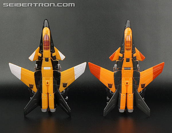Transformers News: New Galleries: Takara Tomy Movie Advanced AD14 Jolt and Autobot Alliance AA14 Terradive