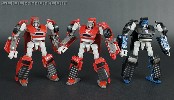 Transformers News: New Transformers United Galleries: Wipe-Out and Windcharger Image