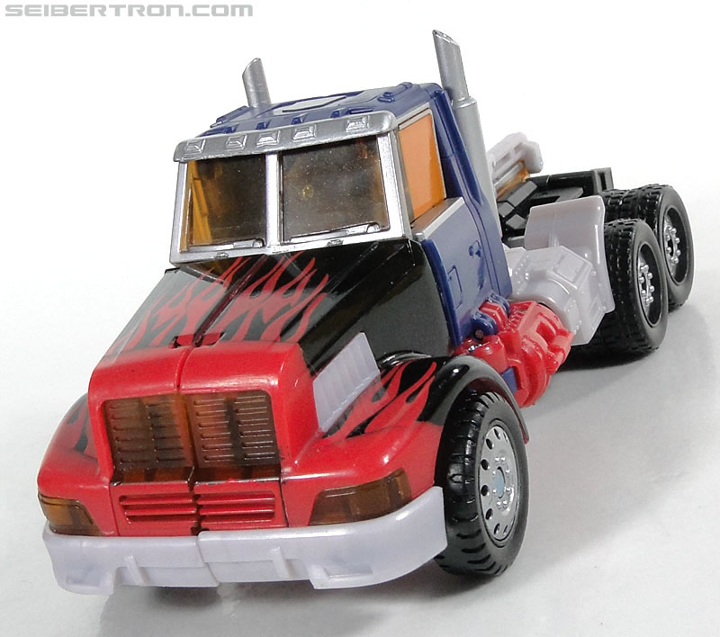 Transformers Reveal The Shield Optimus Prime (G2) (Image #28 of 137)