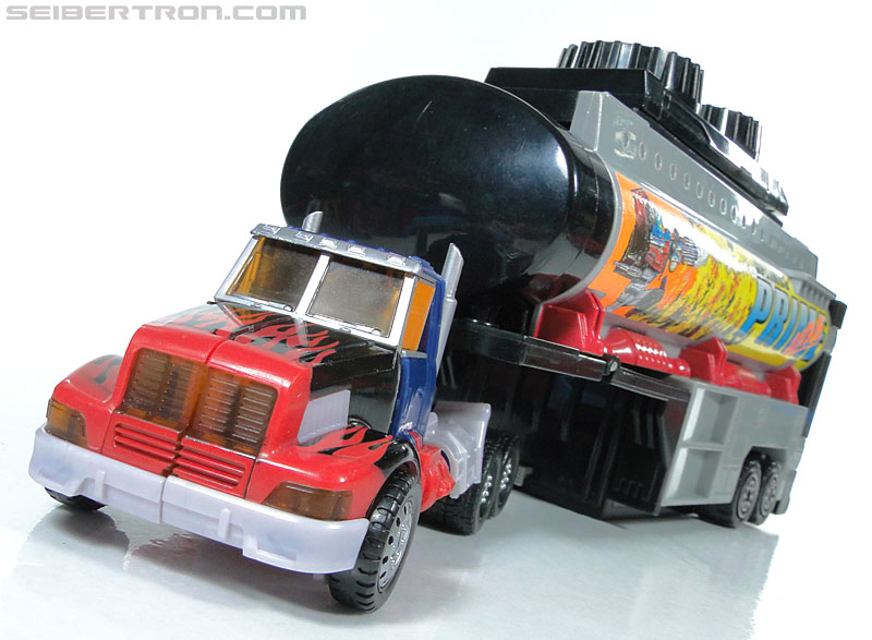 Transformers Reveal The Shield Optimus Prime (G2) (Image #42 of 137)