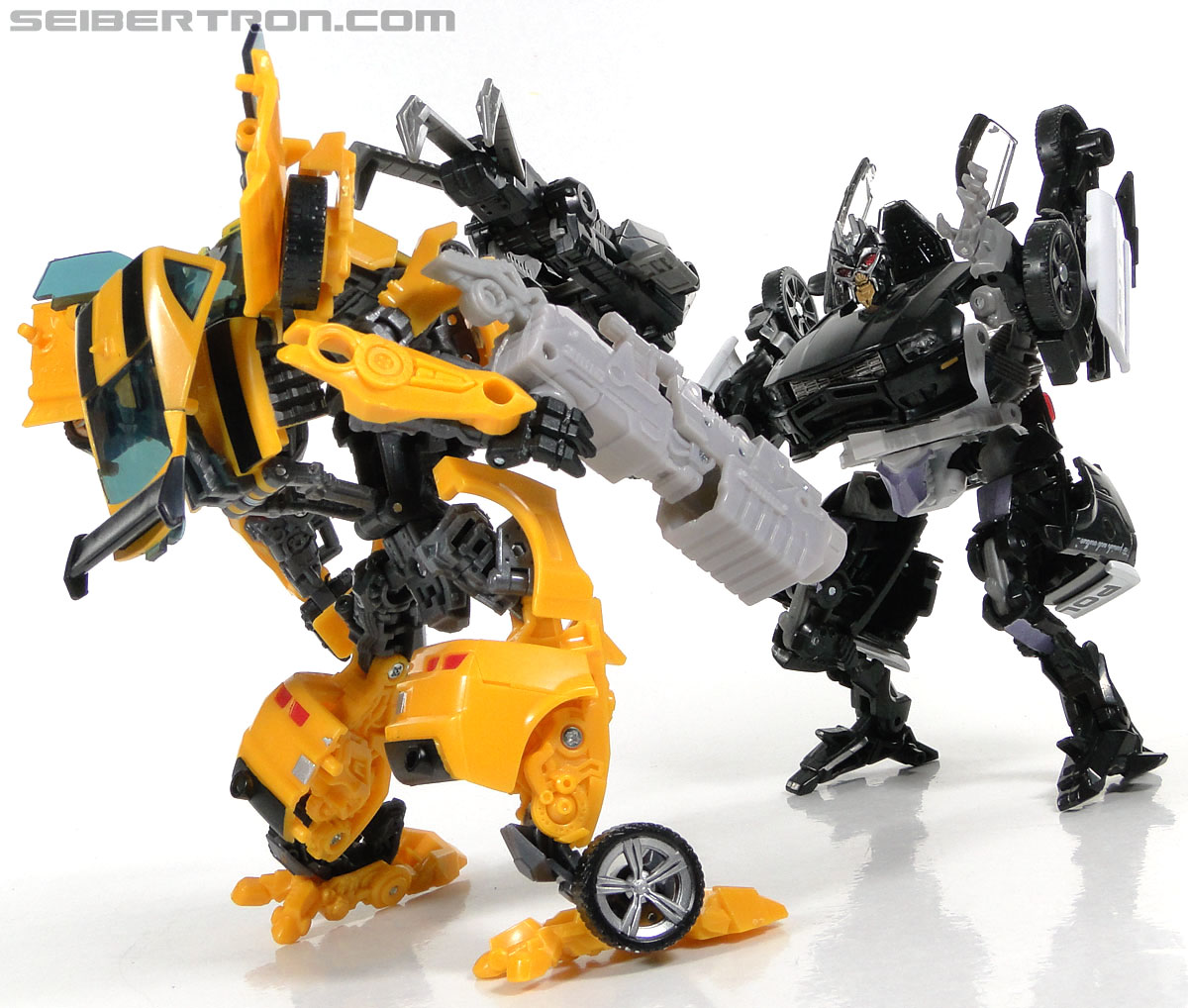 Transformers Dark of the Moon Barricade (Image #131 of 153)