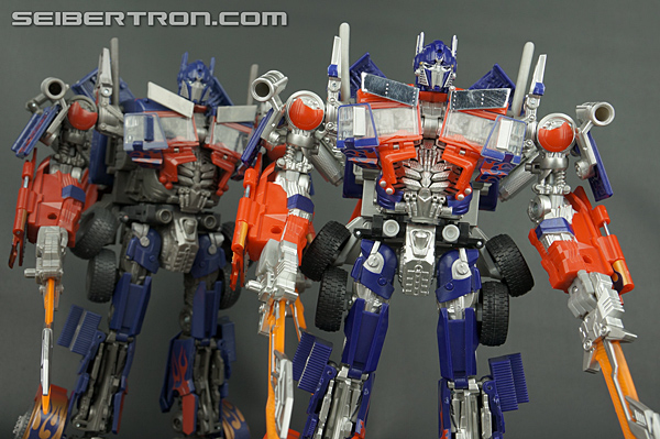 Transformers Dark of the Moon Striker Optimus Prime (Image #228 of 250) Transformers Dark of the Moon Striker Optimus Prime (Image #228 of 250)