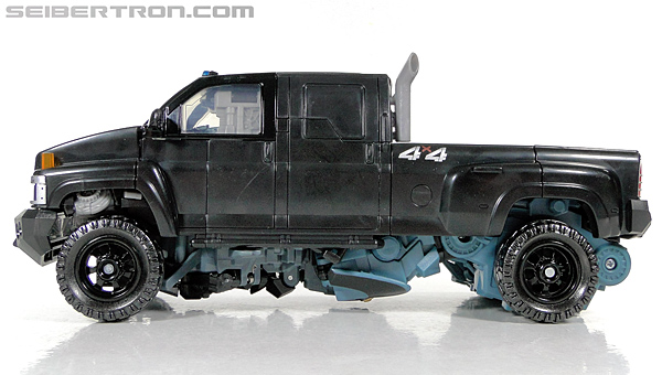 Transformers News: Top 5 Worst Cases of Undercarriage Among Transformers Toys