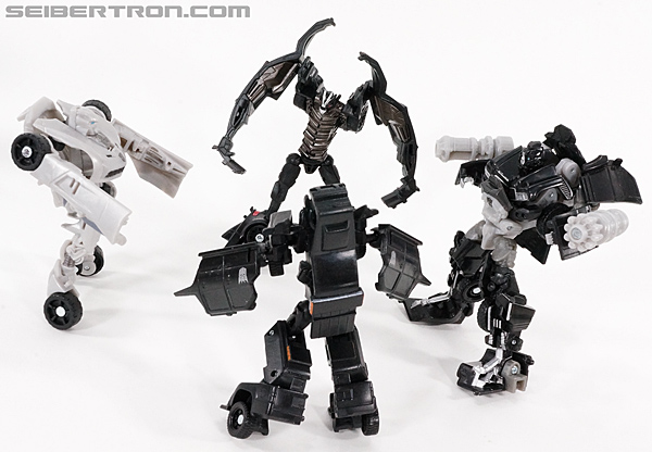 Transformers News: New Toy Galleries: DOTM Legions Target Leadfoot, Roadbuster, Flak, Starscream, Crowbar, Stealth and Bolt Bumblebee Image