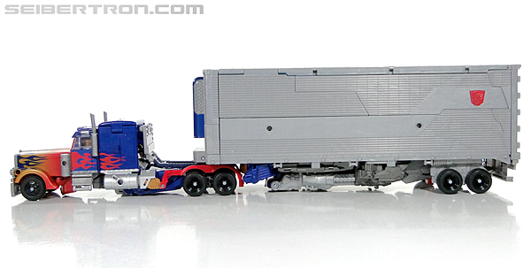 Transformers News: Top 5 Best Optimus Prime Super Mode Transformers Toys Transformers News: Top 5 Best Optimus Prime Super Mode Transformers Toys