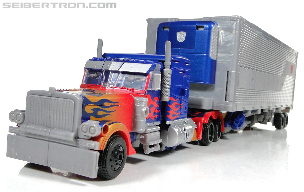 Transformers Dark of the Moon Ultimate Optimus Prime (Image #38 of 277)