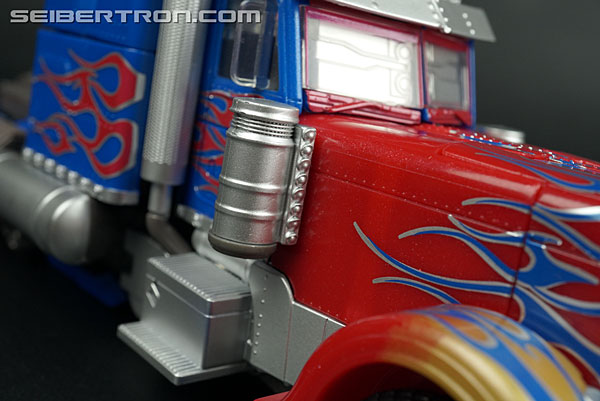 Transformers News: New Gallery: Masterpiece Movie Series MPM-4 Optimus Prime Transformers News: New Gallery: Masterpiece Movie Series MPM-4 Optimus Prime