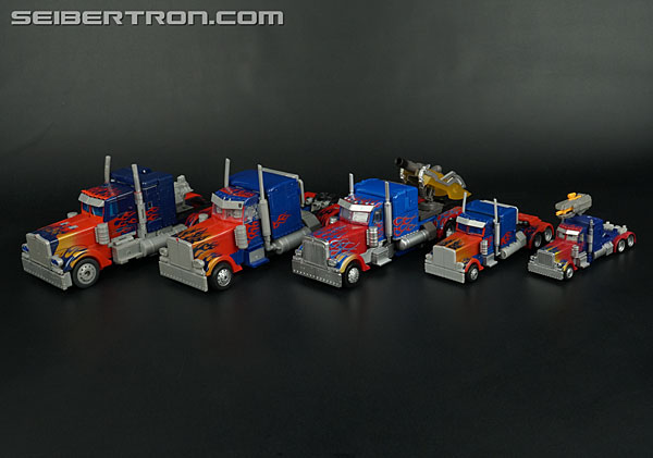Transformers News: New Gallery: Masterpiece Movie Series MPM-4 Optimus Prime Transformers News: New Gallery: Masterpiece Movie Series MPM-4 Optimus Prime