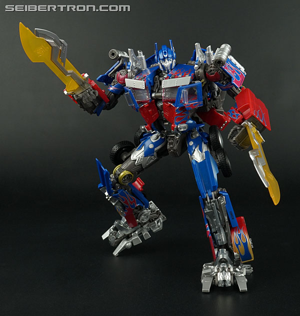 Transformers News: New Gallery: Masterpiece Movie Series MPM-4 Optimus Prime Transformers News: New Gallery: Masterpiece Movie Series MPM-4 Optimus Prime