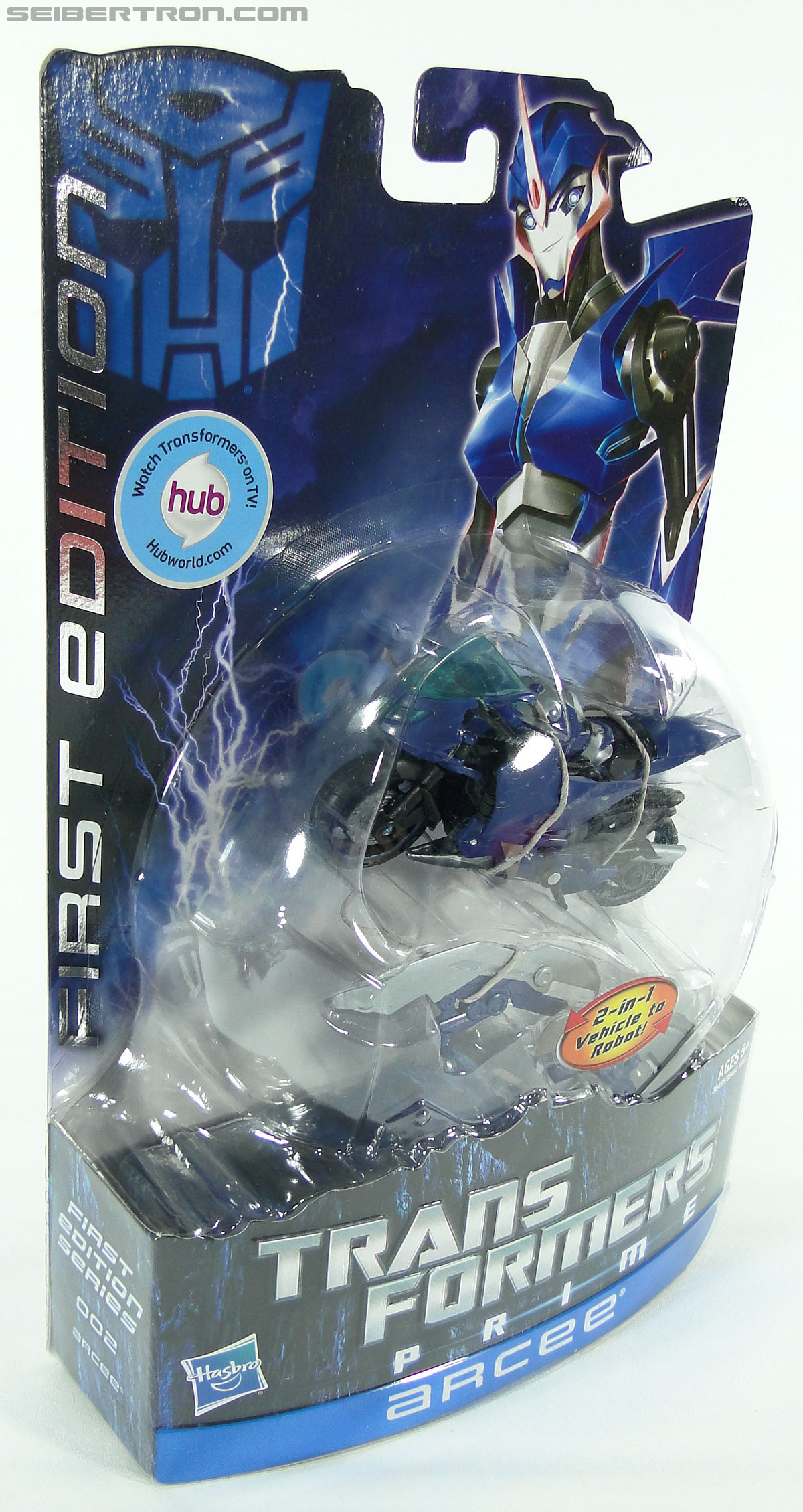 Transformers Prime: First Edition Arcee (Image #7 of 129) Transformers Prime: First Edition Arcee (Image #7 of 129)