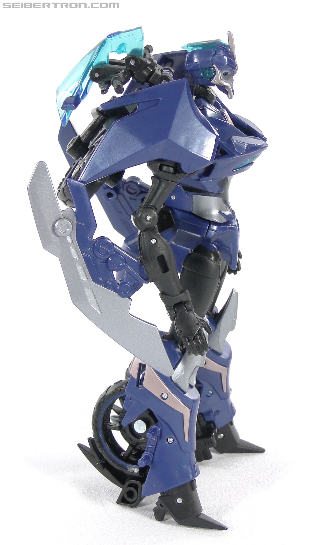 Transformers Prime: First Edition Arcee (Image #59 of 129) Transformers Prime: First Edition Arcee (Image #59 of 129)