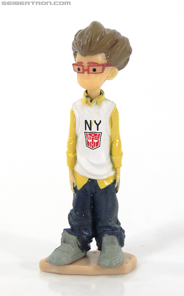 Transformers Prime: First Edition Raf Esquivel (NYCC) (Image #11 of 59)