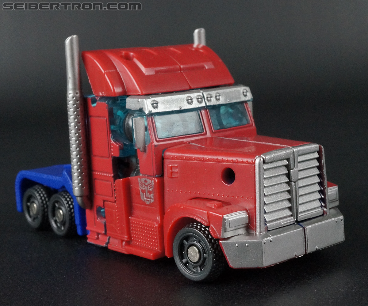 Transformers Prime: Cyberverse Optimus Prime (Image #22 of 162)