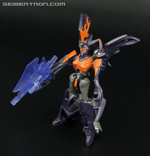 Transformers Prime: Cyberverse Flamewar (Image #64 of 105)