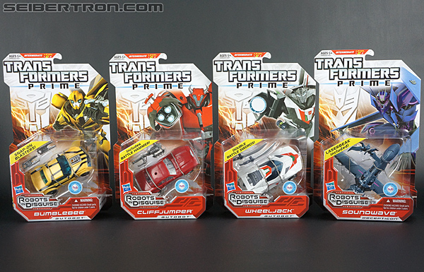 Transformers Prime: Robots In Disguise Bumblebee (Image #31 of 165)