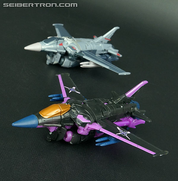 Transformers Prime: Robots In Disguise Dark Energon Starscream (Image #41 of 128)