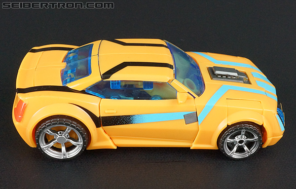 Transformers Prime: Robots In Disguise Bumblebee (Entertainment Pack) (Image #5 of 94)