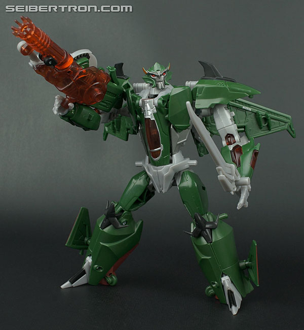 New Transformers Prime Galleries: Voyager Class Dreadwing and Skyquake