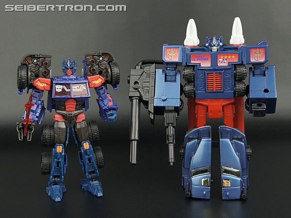 Transformers News: New Galleries: Transformers G2 Combat Hero Optimus Prime and Combat Hero Megatron
