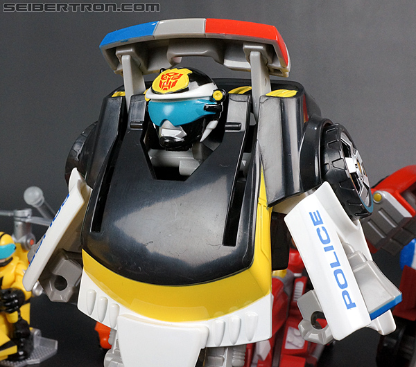 Transformers Rescue Bots Chase the Police-Bot (Image #96 of 97)