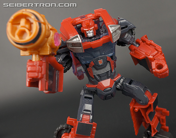 Transformers News: Top 5 Transformer toys sold at retail but NOT in the US Transformers News: Top 5 Transformer toys sold at retail but NOT in the US