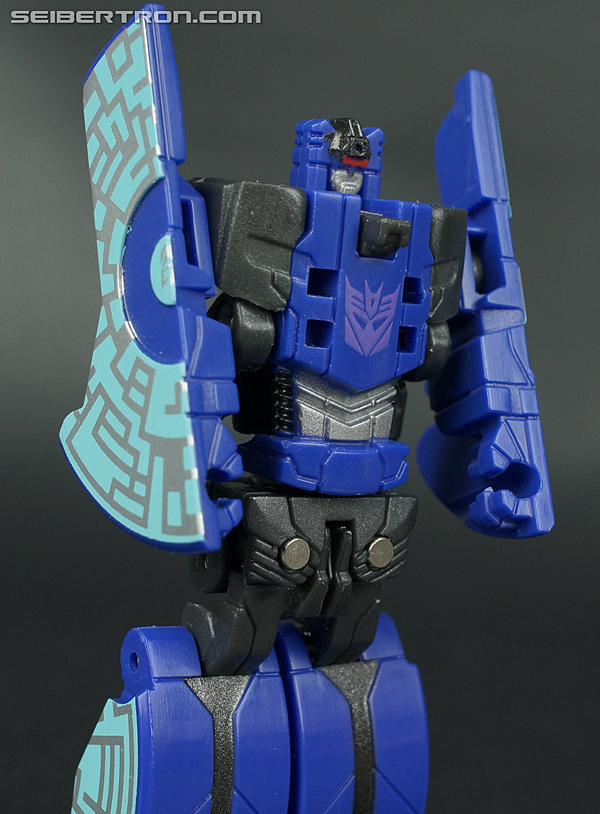 Re: New Galleries: Transformers Fall of Cybertron toys