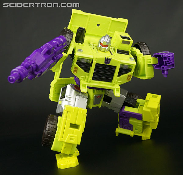 Transformers News: New Galleries: SDCC Constructicons Scrapper, Hook, Long Haul, Bonecrusher, Scavenger and Mixmaster Transformers News: New Galleries: SDCC Constructicons Scrapper, Hook, Long Haul, Bonecrusher, Scavenger and Mixmaster
