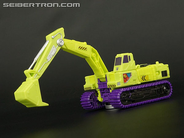 Transformers News: New Galleries: SDCC Constructicons Scrapper, Hook, Long Haul, Bonecrusher, Scavenger and Mixmaster Transformers News: New Galleries: SDCC Constructicons Scrapper, Hook, Long Haul, Bonecrusher, Scavenger and Mixmaster