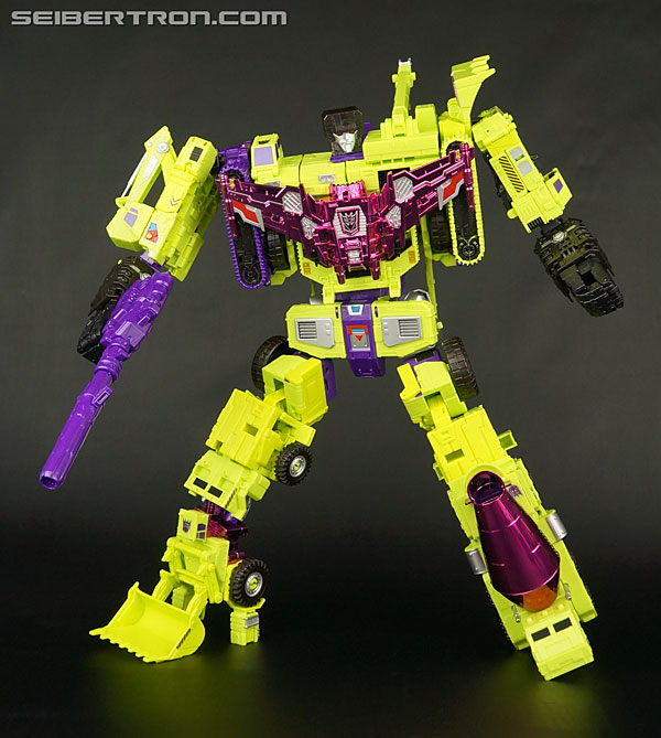 Transformers News: New Gallery: SDCC 2015 Combiner Wars Devastator