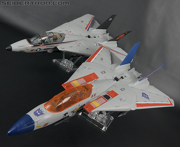Transformers News: New SDCC gallery: Starscream Skystriker with Cobra Commander Image