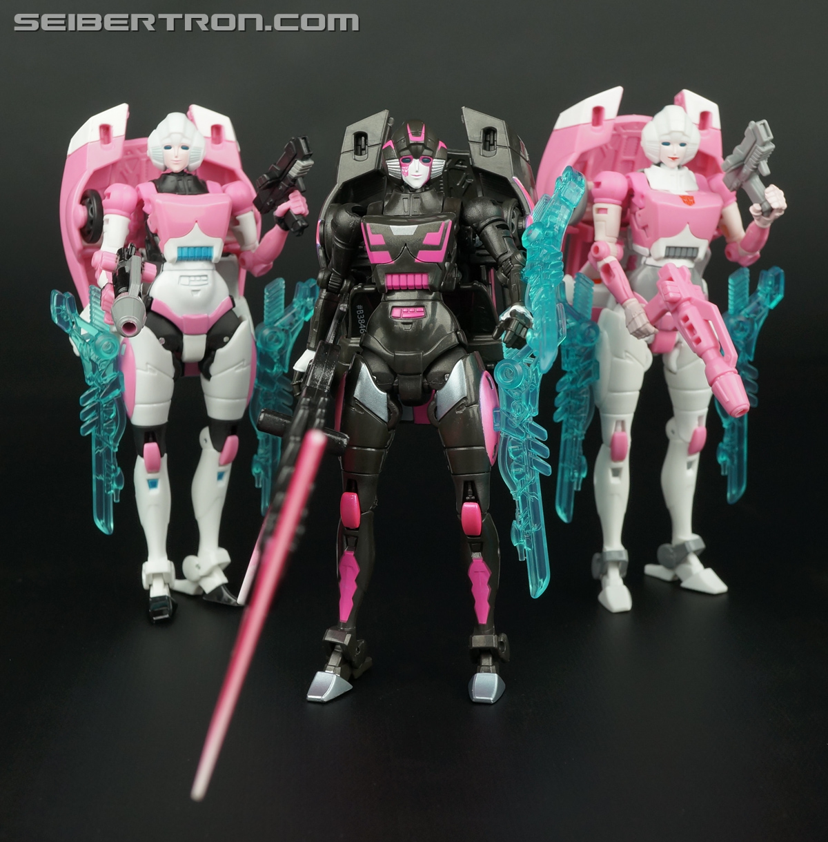 Transformers Comic-Con Exclusives Combiner Hunters Arcee Toy Gallery ...