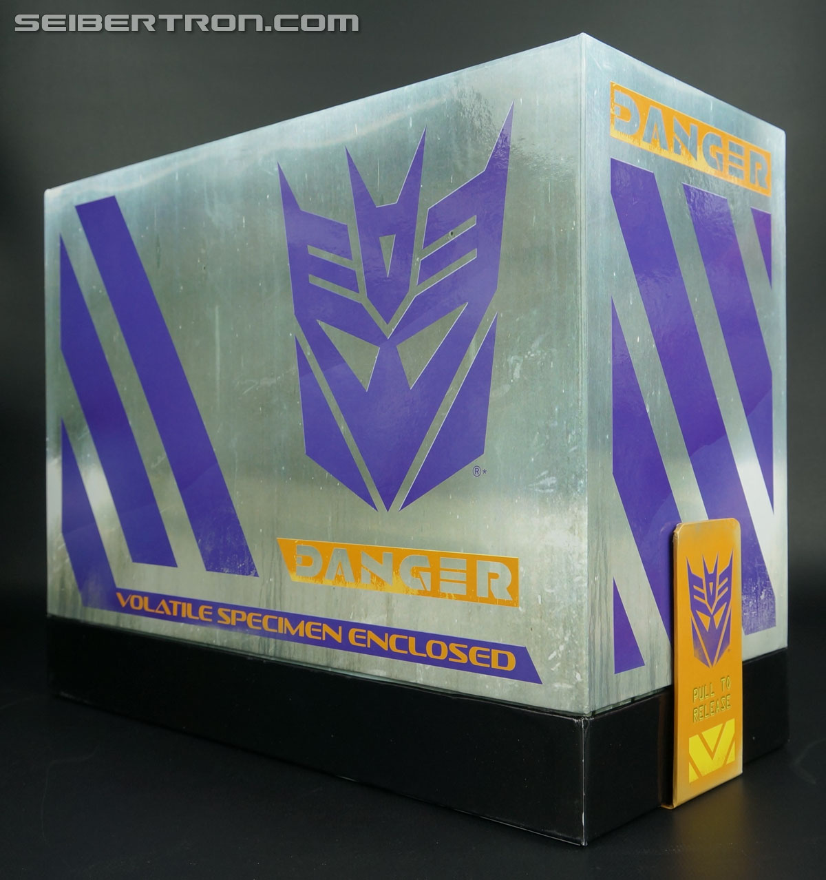 Transformers Comic-Con Exclusives Shockwave (Shockwave's Lab) (Image #32 of 190) Transformers Comic-Con Exclusives Shockwave (Shockwave's Lab) (Image #32 of 190)