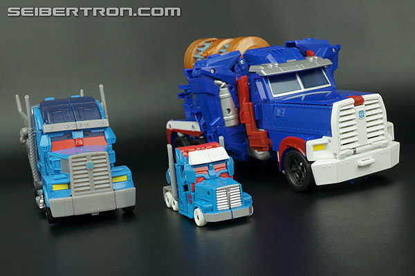 Transformers News: New Galleries: Transformers Prime Beast Hunters Cyberverse Ultra Magnus, Unicron Megatron, Bludgeon Transformers News: New Galleries: Transformers Prime Beast Hunters Cyberverse Ultra Magnus, Unicron Megatron, Bludgeon